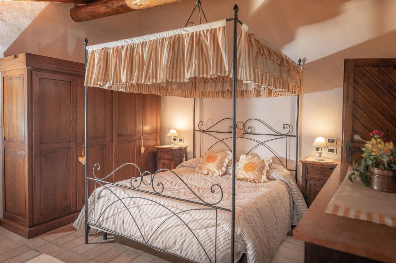 Agriturismo Selvella ラディコーファニ エクステリア 写真