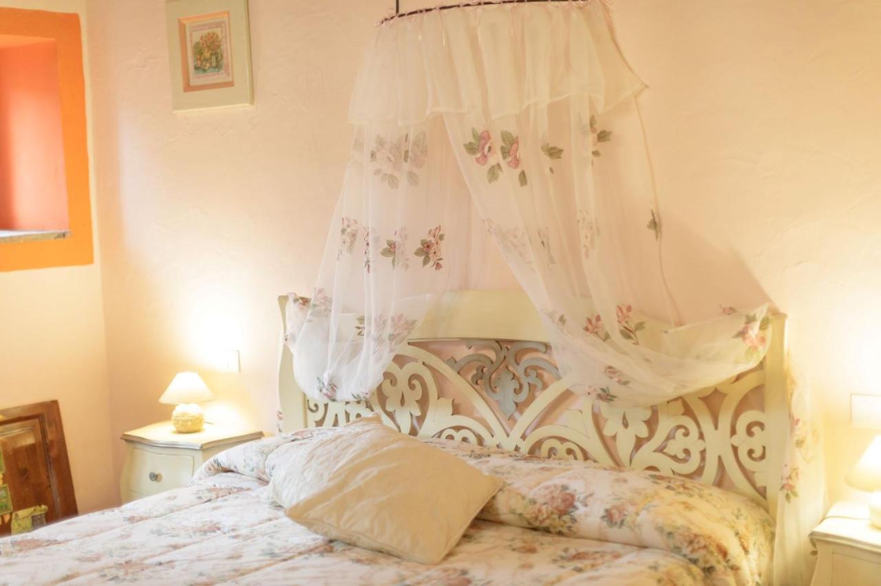 Agriturismo Selvella ラディコーファニ エクステリア 写真